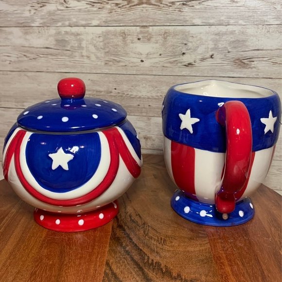 Carnival Cottage Patriotic Creamer and Sugar Johanna Parker - Picture 5 of 6